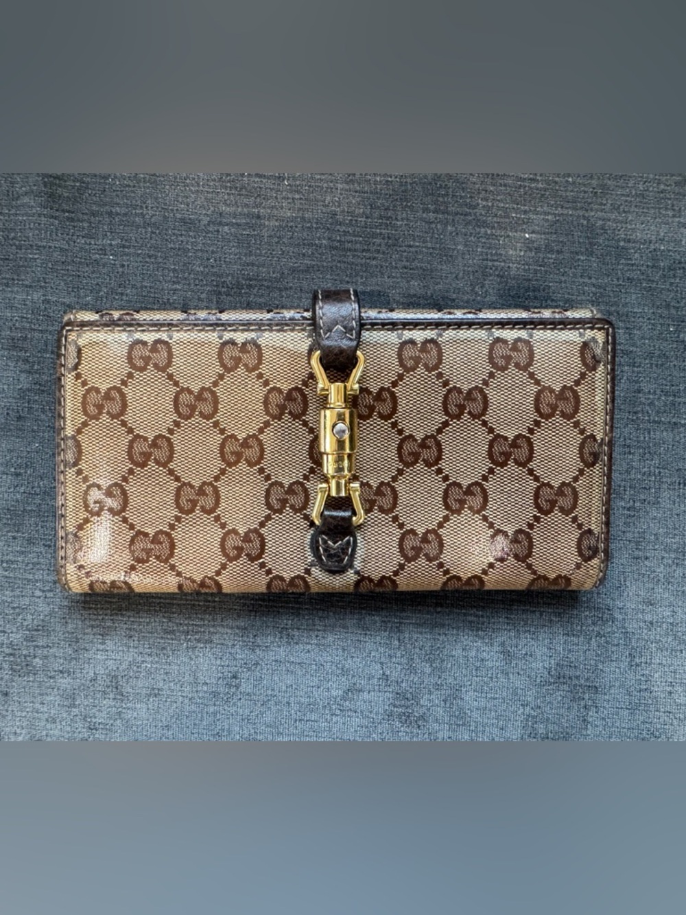 Gucci Brown Jackie Patent GG Canvas Clasp Wallet with Dark Leather Trim